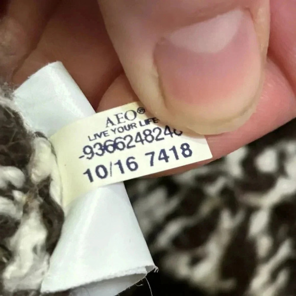 American Eagle Outfitters Brown/Black/White Aztec Open Cardigan Sweater XL - Picture 9 of 9